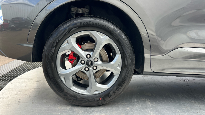 Ford Kuga 2.5 FHEV ST-Line 5dr CVT Hybrid Estate - Image 7
